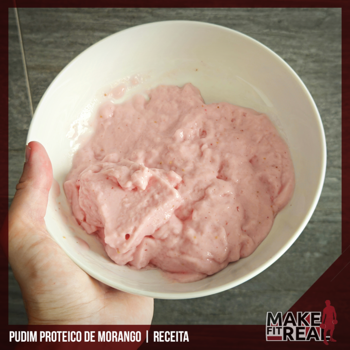 PUDIM PROTEICO DE MORANGO | Receita
